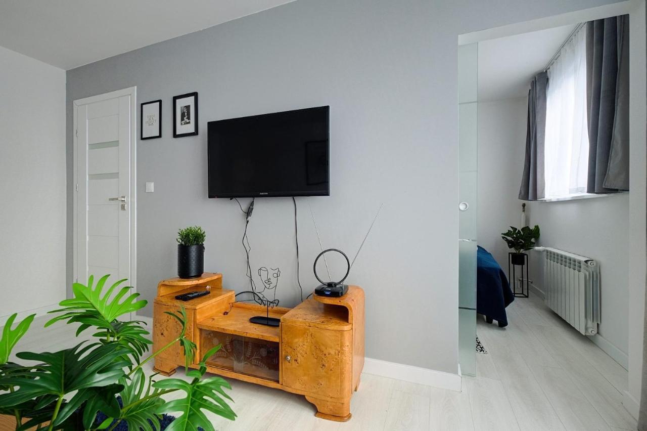 Apartament Warsaw Inside Solec With Private Parking Zewnętrze zdjęcie