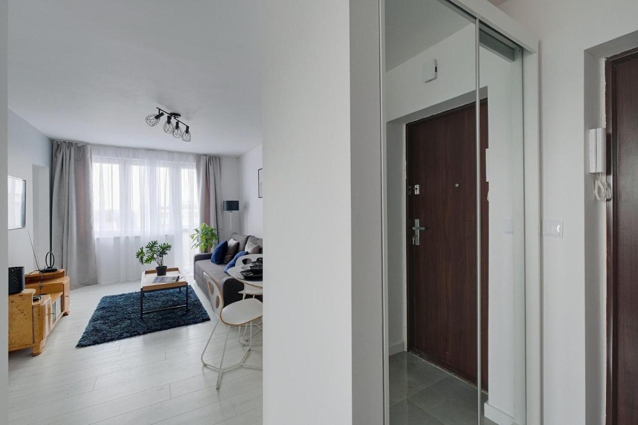 Apartament Warsaw Inside Solec With Private Parking Zewnętrze zdjęcie
